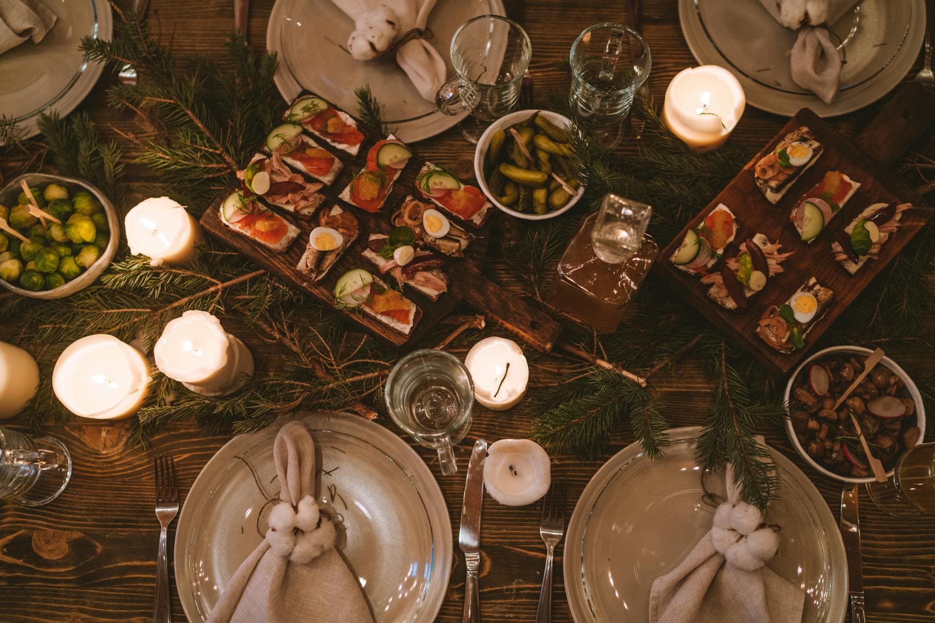 Winter Wedding Guest Photos: Why Cold Weather Creates the Best Shots
