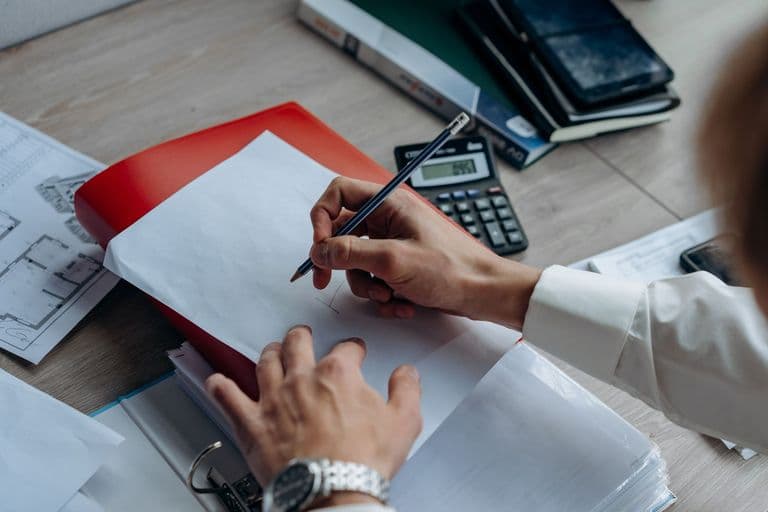 How to Build a Realistic Event Budget Without Overspending