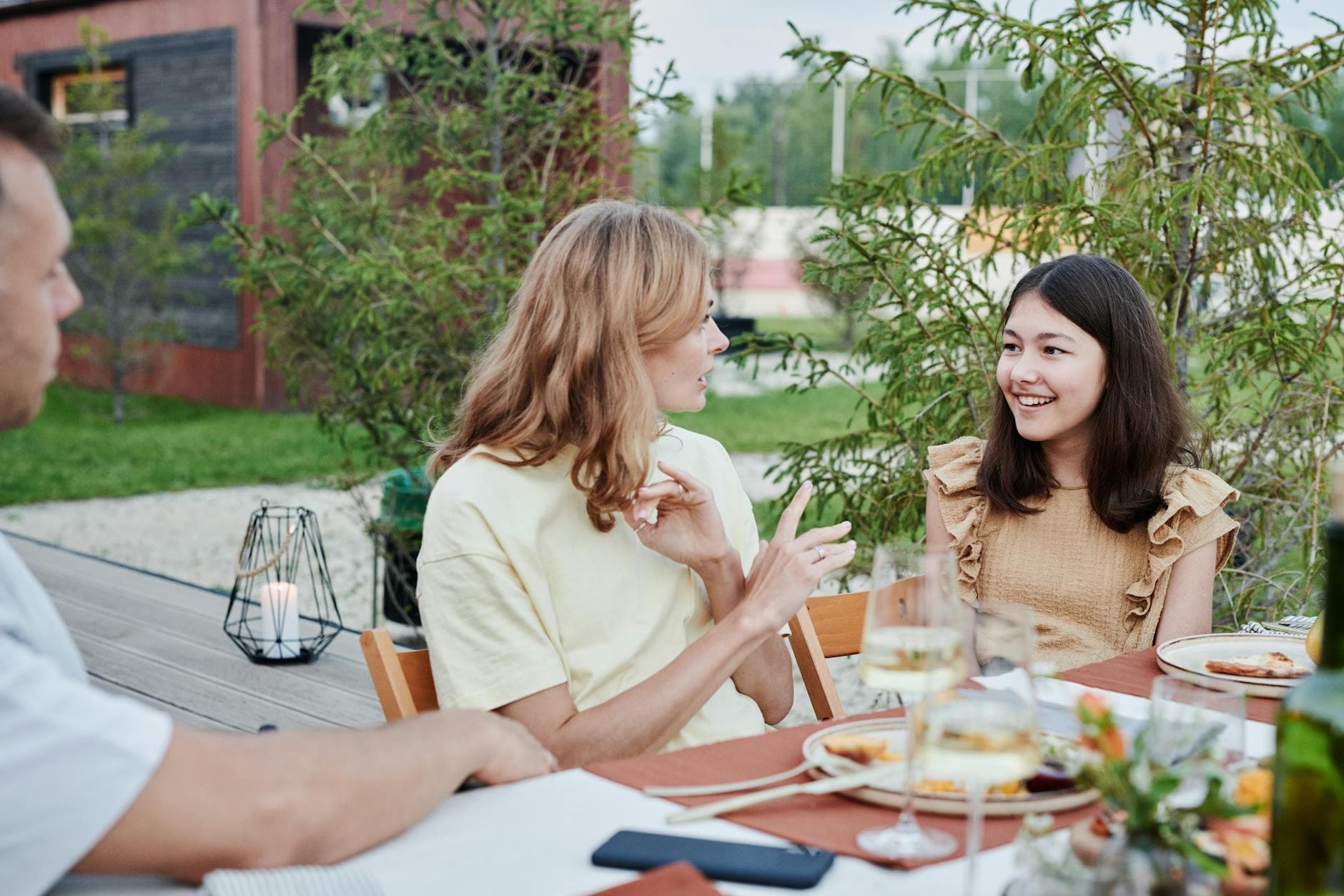 Family Reunion Photo Sharing: How to Collect and Preserve Memories Across Generations
