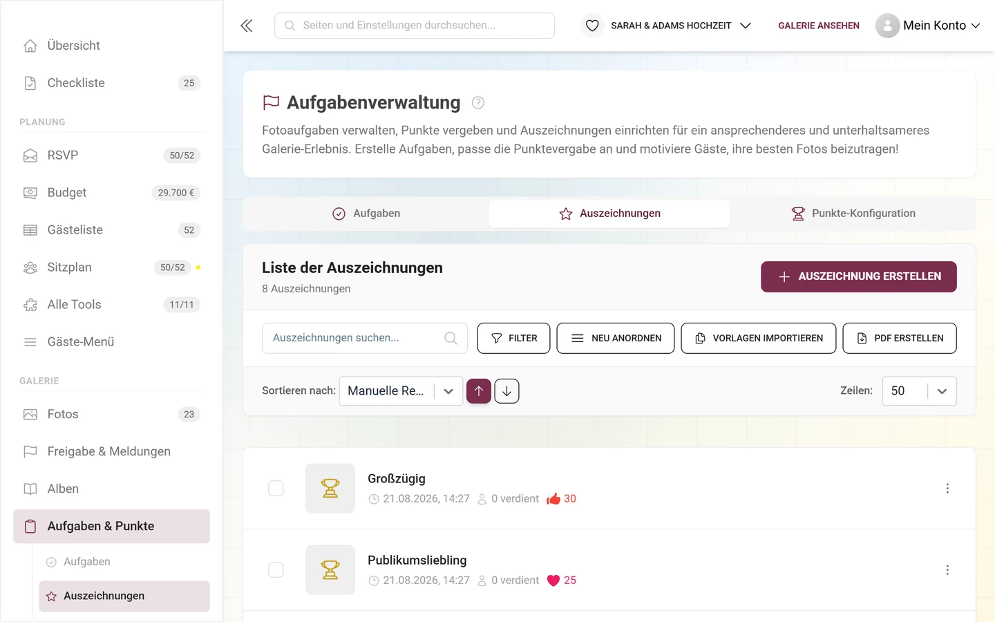 Auszeichnungs-Verwaltung mit Abzeichen, Belohnungen und Bedingungen