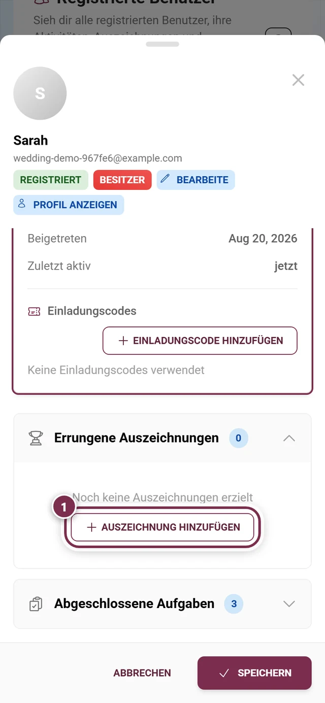 Auszeichnungs-Abschnitt im Teilnehmer-Dialog mit hervorgehobenem Knopf Auszeichnung hinzufügen