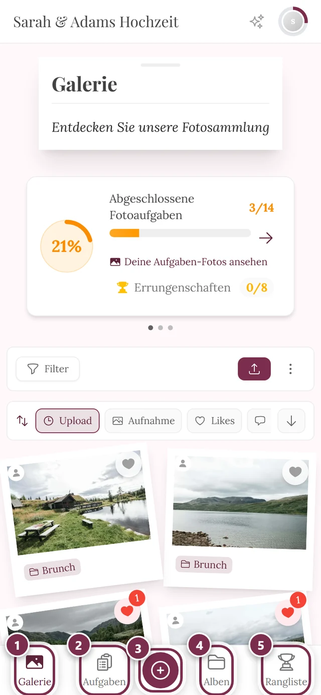 Untere Navigationsleiste am Handy mit großem Upload-Knopf in der Mitte