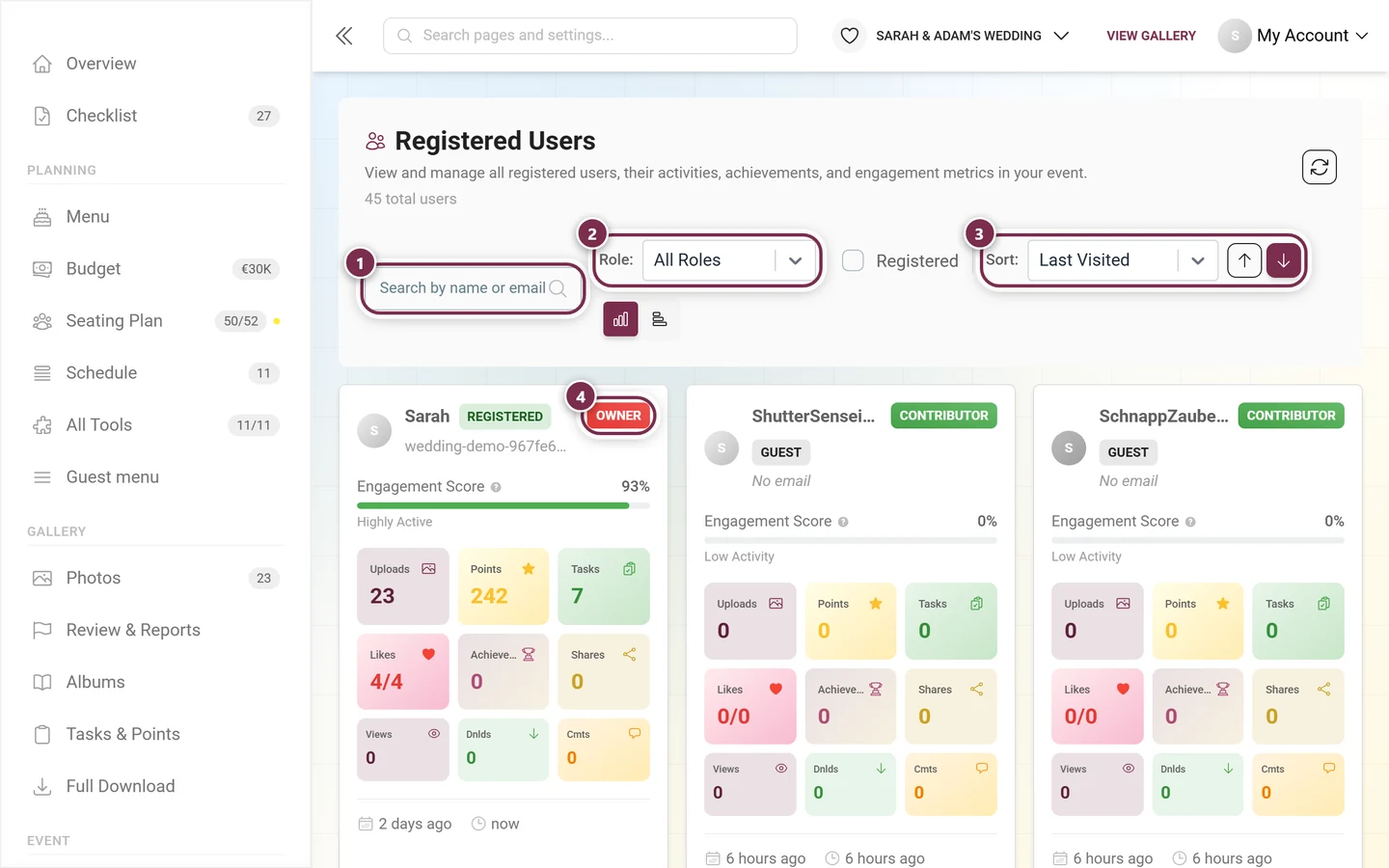 Attendee list as cards with the search field, role filter, sorting and a card's role chip highlighted