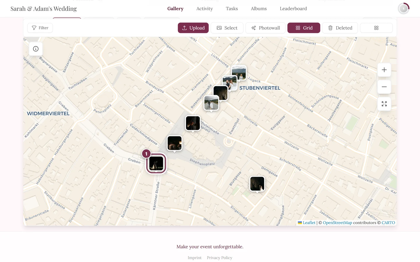 Heavily zoomed-in map where the cluster breaks apart into individual photo markers