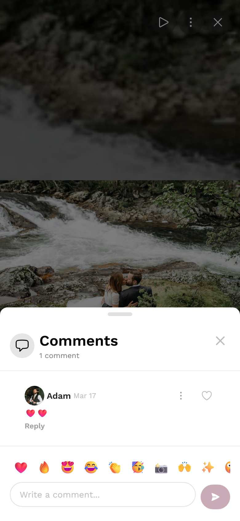 Comments dialog with a comment, emojis and input field