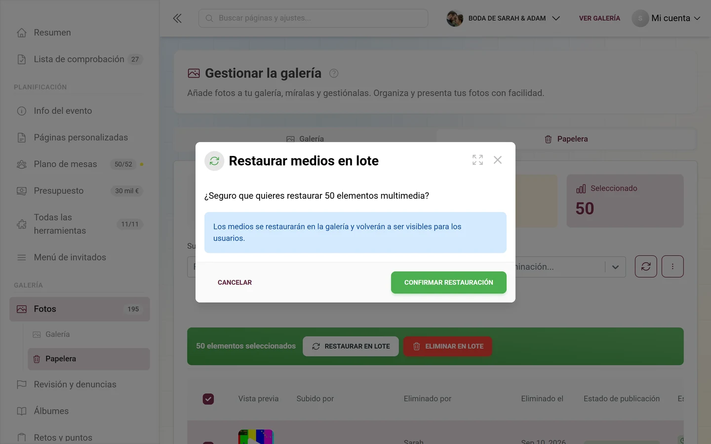 Diálogo Restaurar medios en lote con el número de elementos y un aviso azul