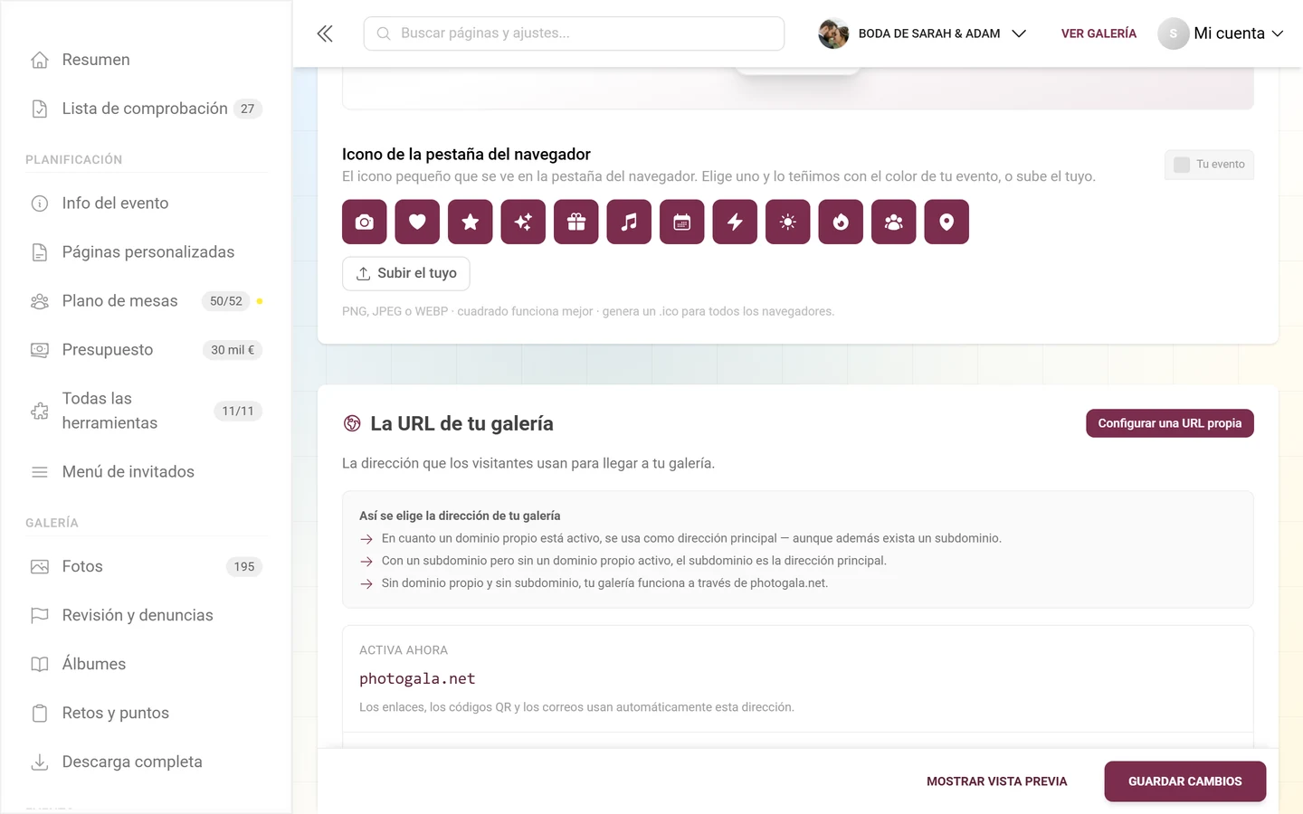 Cuadrícula de iconos del icono de la pestaña del navegador con doce iconos y el botón Subir el tuyo propio