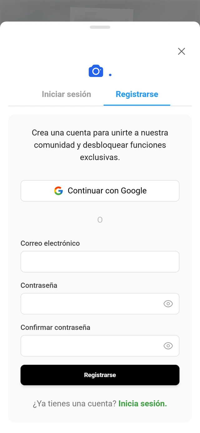 Vista de registro con campos de correo electrónico, contraseña y confirmar contraseña