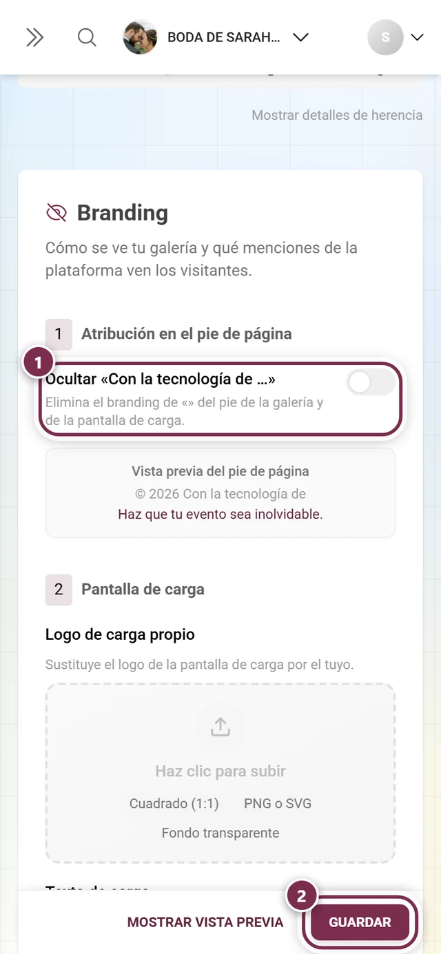 Sección Atribución en el pie de página con el interruptor y la barra de guardado marcados