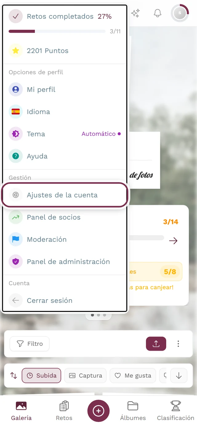 Menú de perfil arriba a la derecha, con la opción Ajustes de la cuenta resaltada