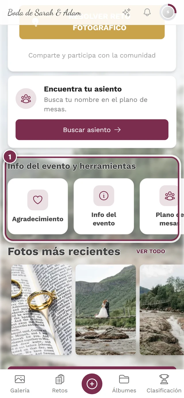 Barra Info del evento y herramientas en la página de inicio de los invitados con la tarjeta de una página personalizada resaltada