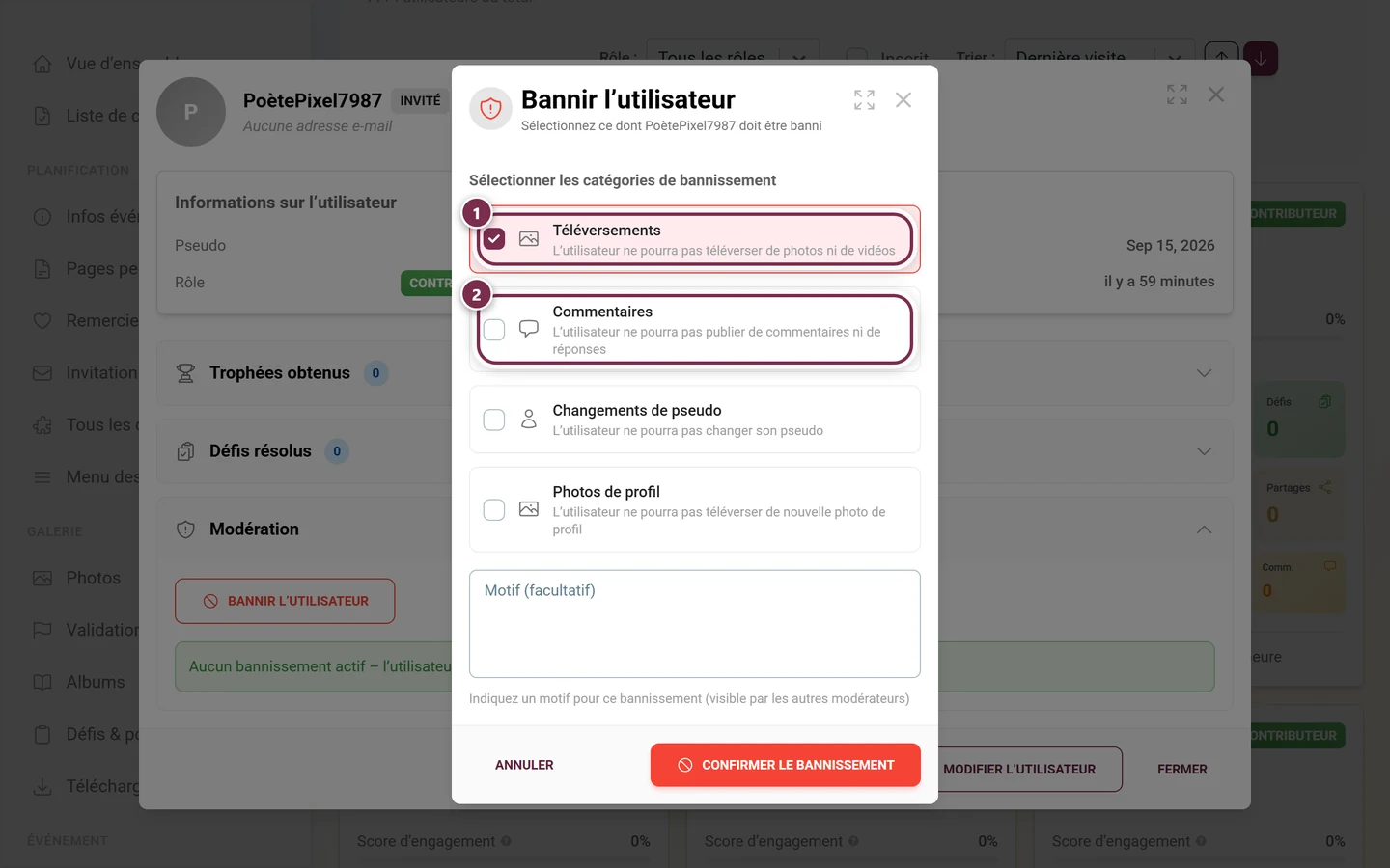 Boîte de dialogue de sélection des catégories de bannissement avec les cartes Téléversements et Commentaires mises en évidence