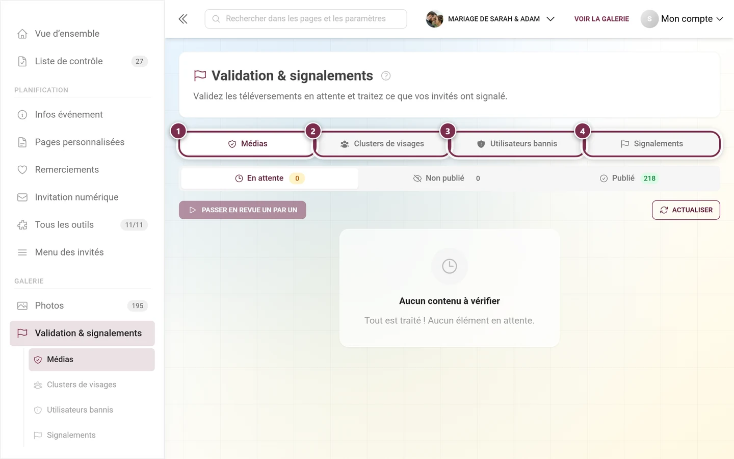 Barre d'onglets de la page de modération avec les quatre onglets mis en évidence
