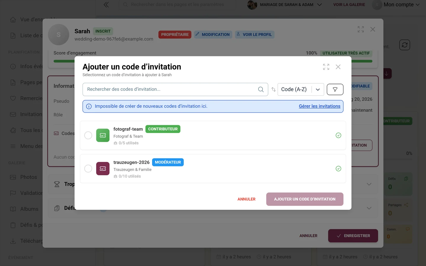 Dialogue Ajouter un code d'invitation avec champ de recherche, tri, bannière d'information et deux codes sélectionnables avec puces de rôle
