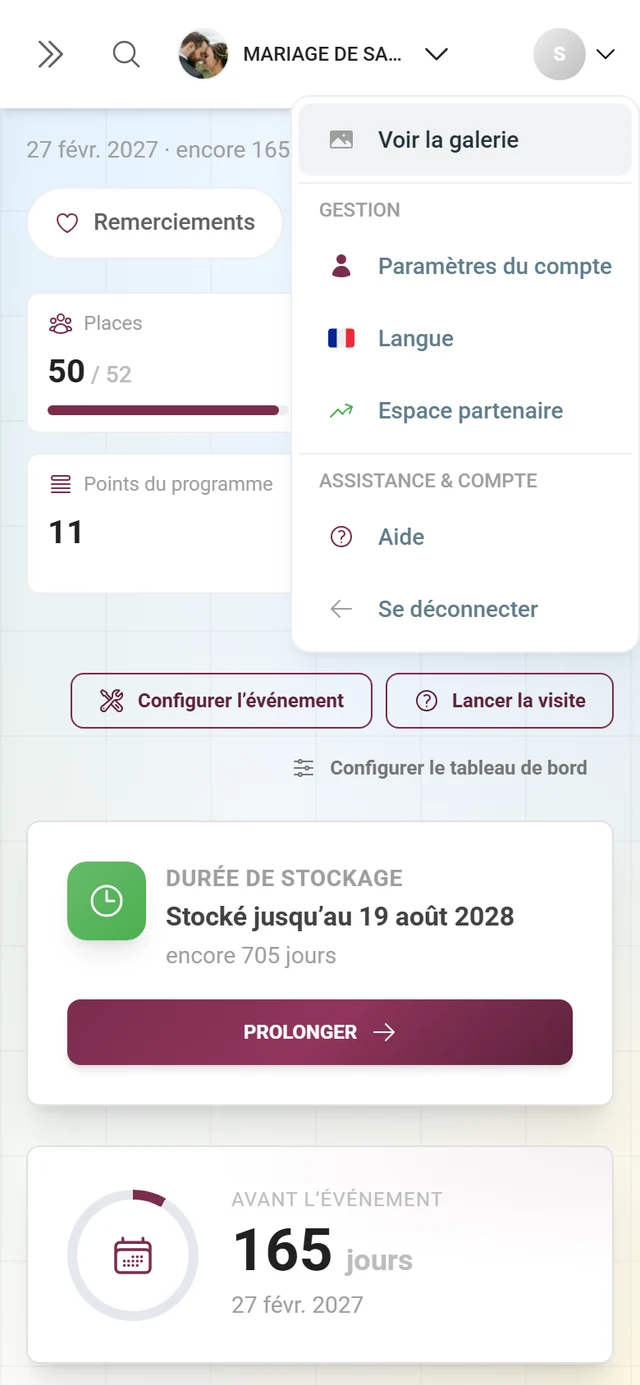 Menu de compte ouvert dans l'espace d'administration avec la section Gestion