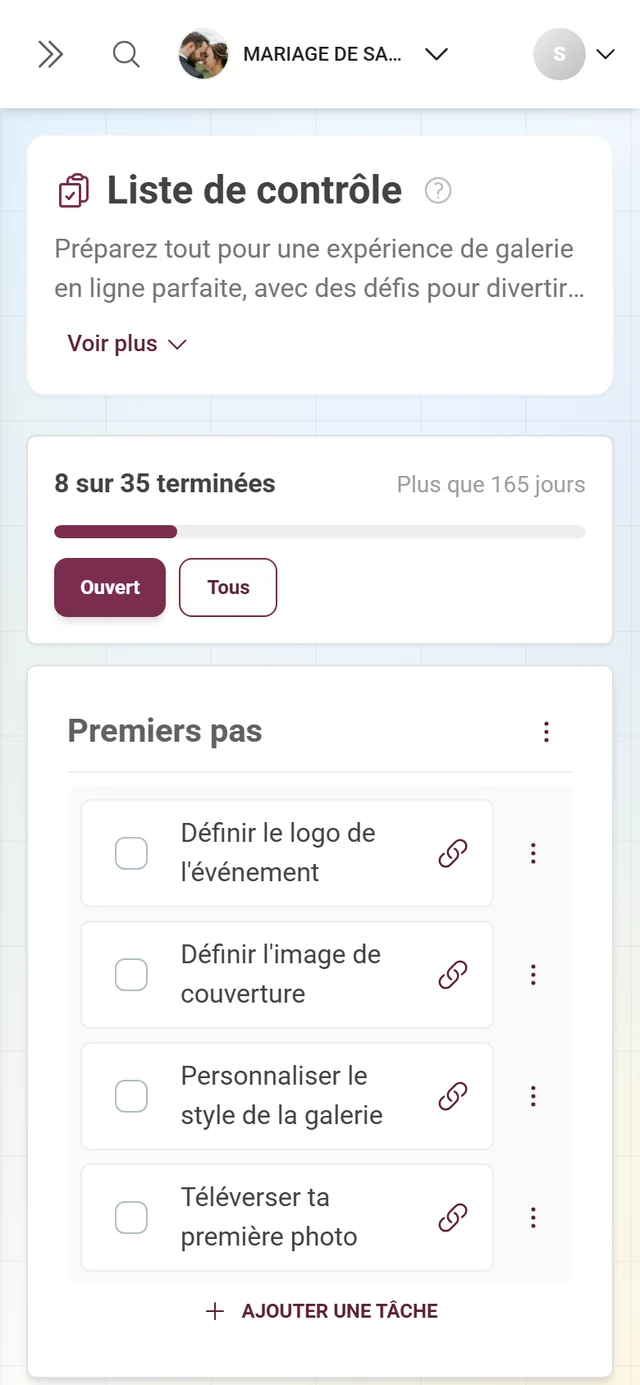 Liste de contrôle de configuration avec en-tête de progression, catégories et tâches