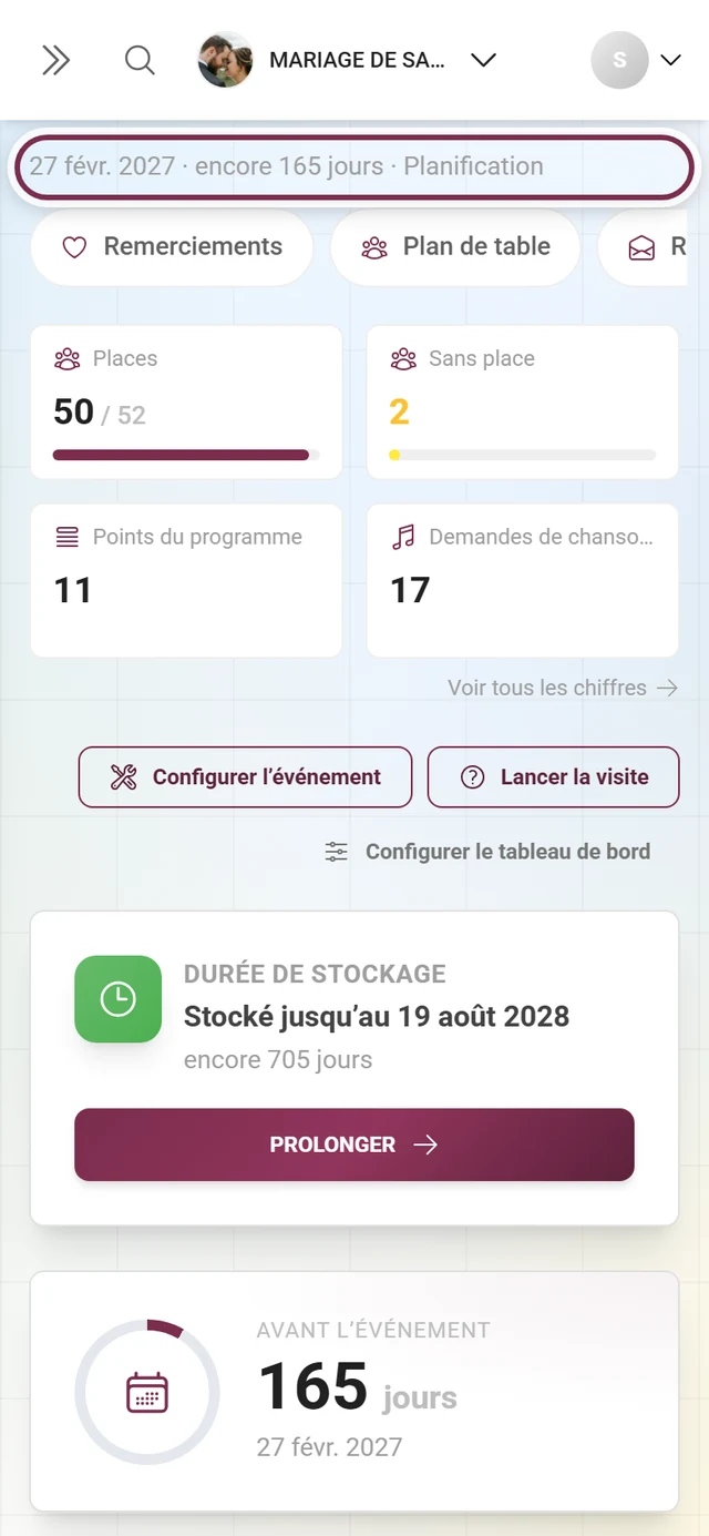 En-tête du tableau de bord avec le nom de l'événement et la ligne date, temps restant et phase