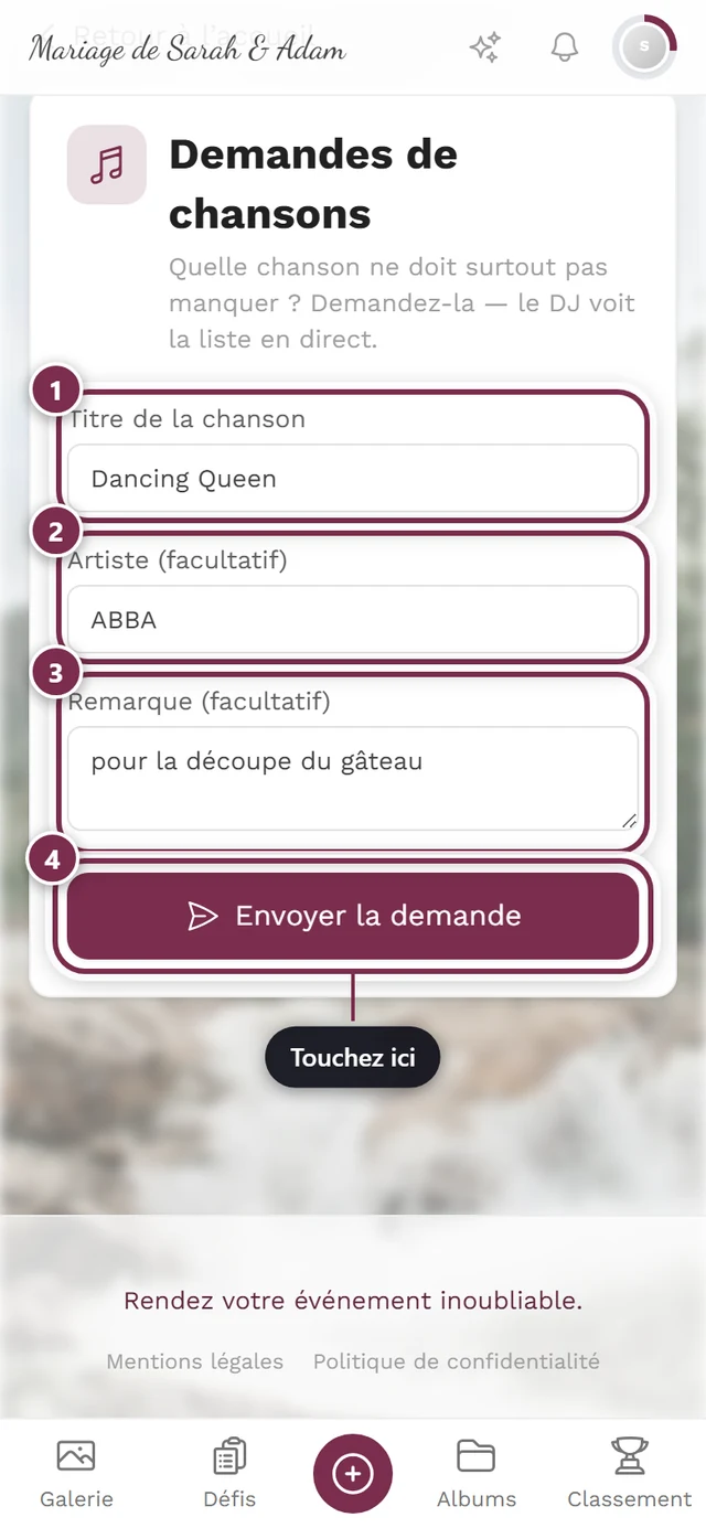 Formulaire rempli avec Dancing Queen, ABBA et une remarque, avec le bouton Envoyer la demande en dessous