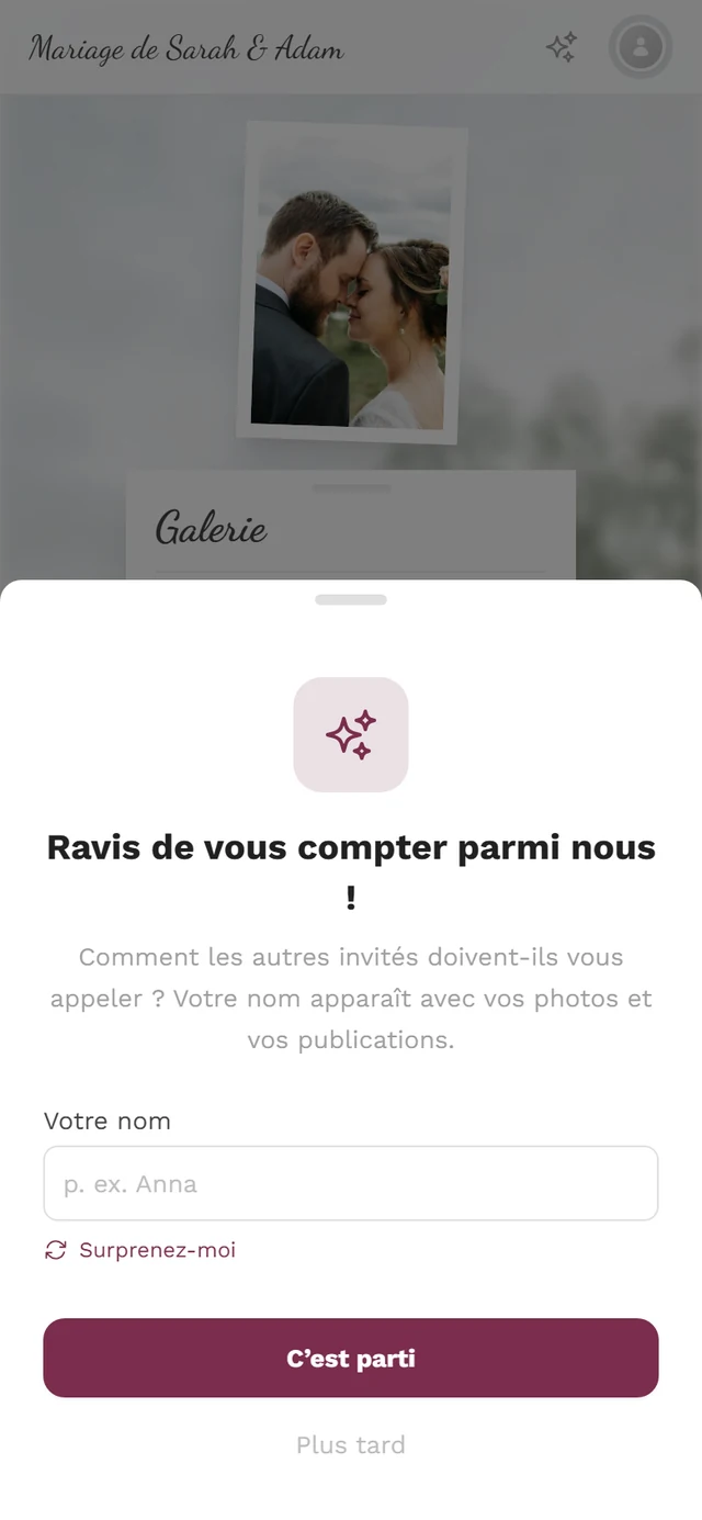 Fenêtre « Ravis de vous compter parmi nous ! » avec une icône d'étincelles, le champ Ton nom et le bouton Voir les photos