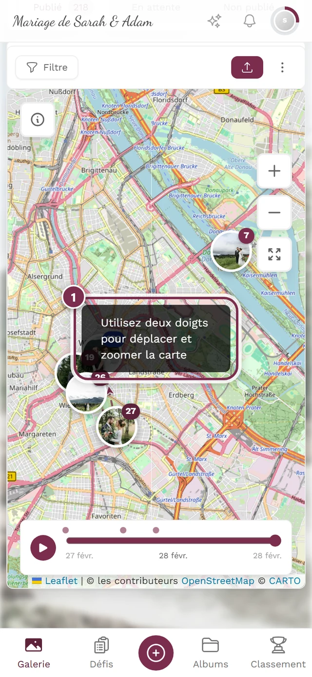 Carte sur téléphone avec le message Utilisez deux doigts affiché