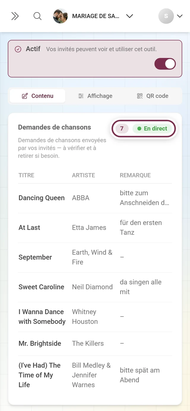 Titre Demandes de chansons avec le nombre total et la puce En direct mis en évidence