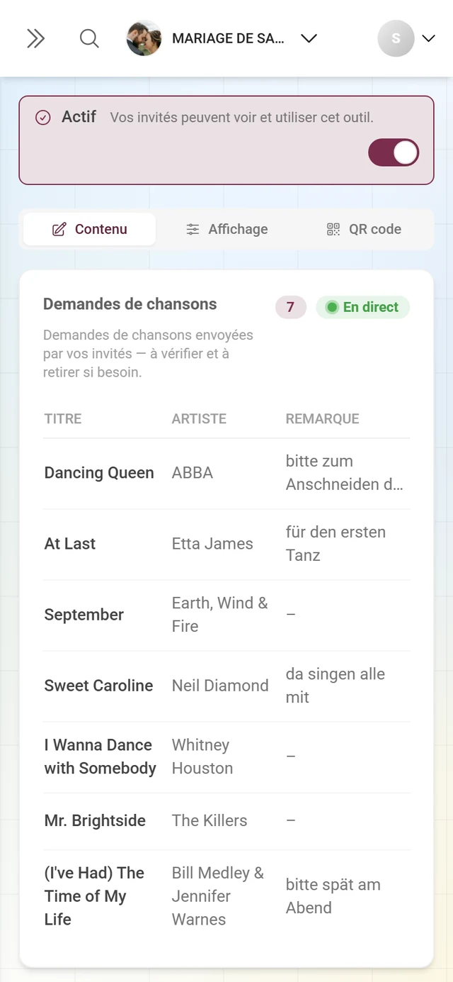 Liste en direct des demandes musicales avec titre, artiste et expéditeur