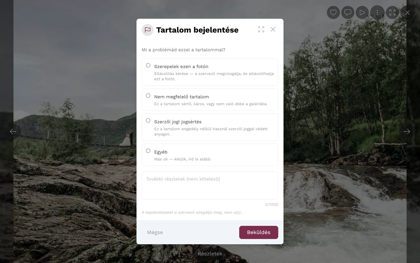 Bejelentési párbeszédablak az indokok kiválasztásával