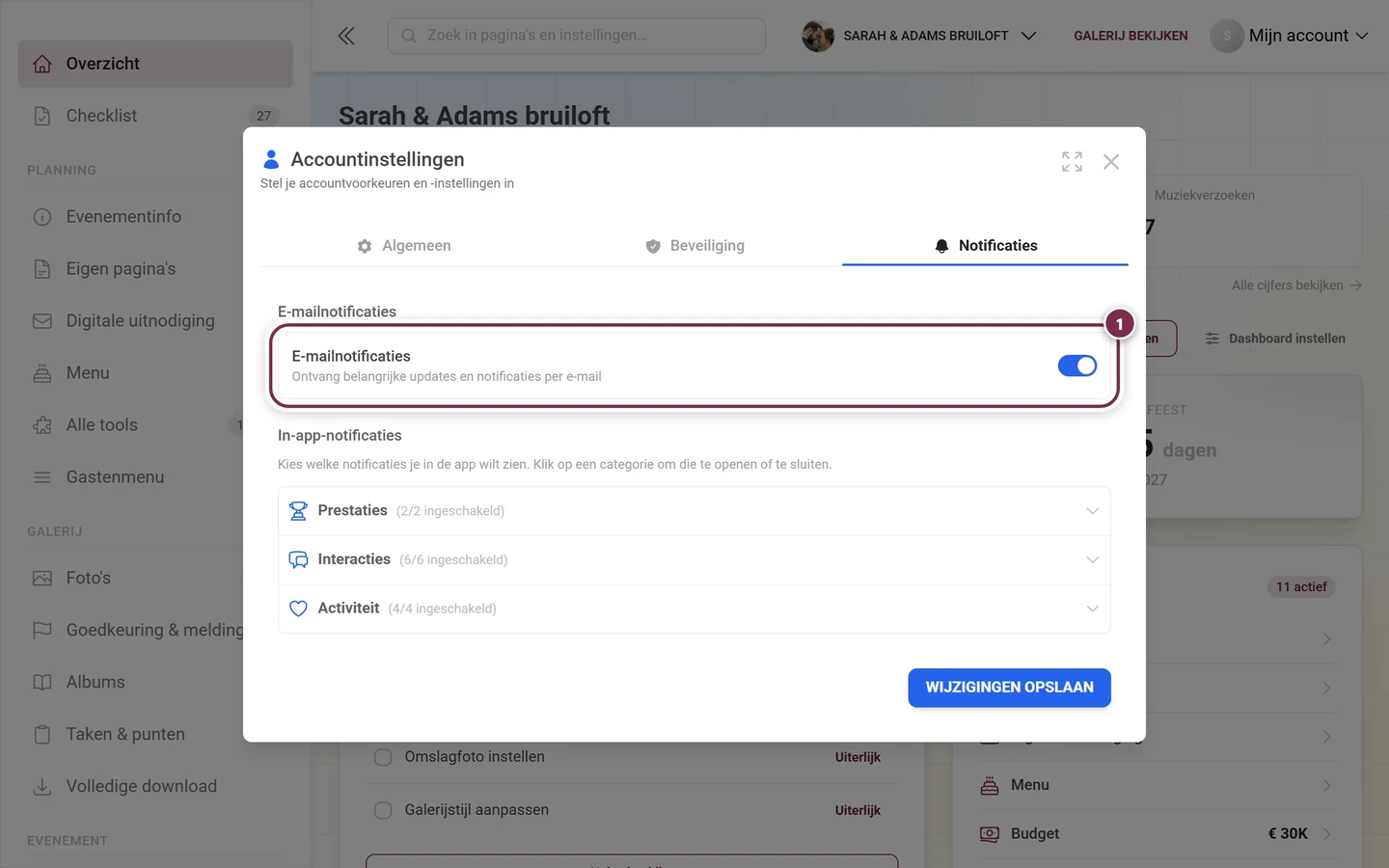 Tabblad Notificaties met rood gemarkeerd blok E-mailnotificaties en de schakelaar rechts