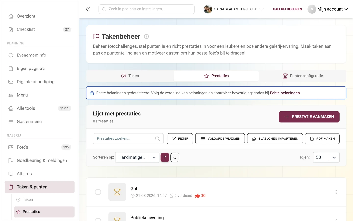 Prestatiebeheer met badges, beloningen en voorwaarden