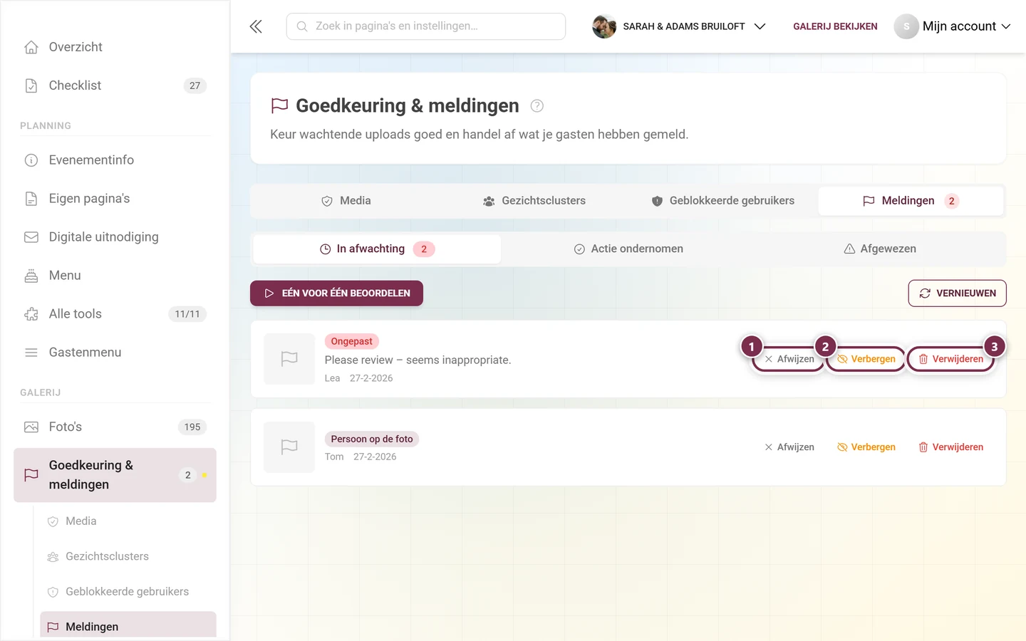 Rij van een openstaande melding met de drie knoppen Afwijzen, Verbergen en Verwijderen