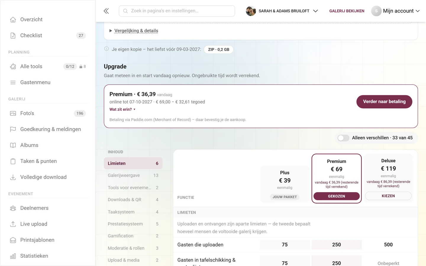 Upgradeblok met vergelijkingstabel: links de functies, rechts een kolom per pakket met prijs en knop Kiezen