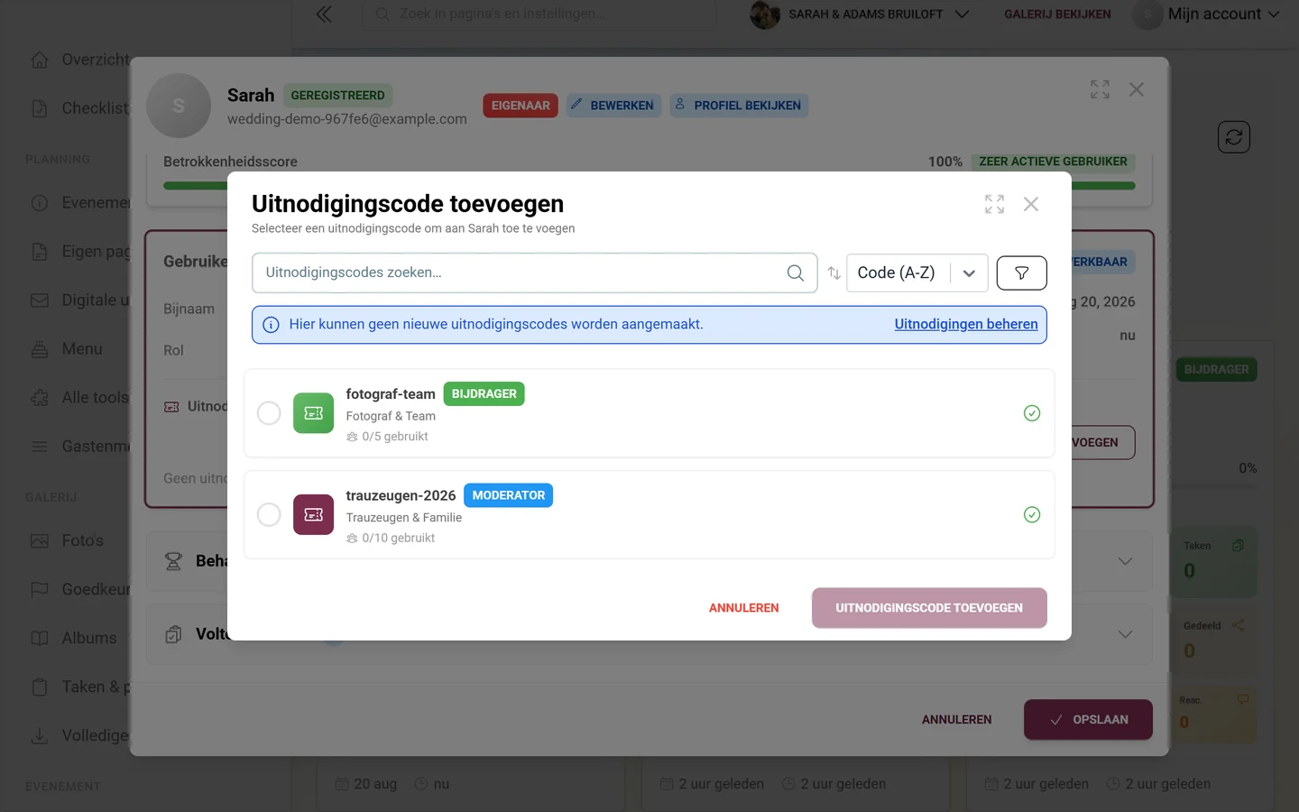 Dialoog Uitnodigingscode toevoegen met zoekveld, sortering, infobanner en twee selecteerbare codes met rolchips