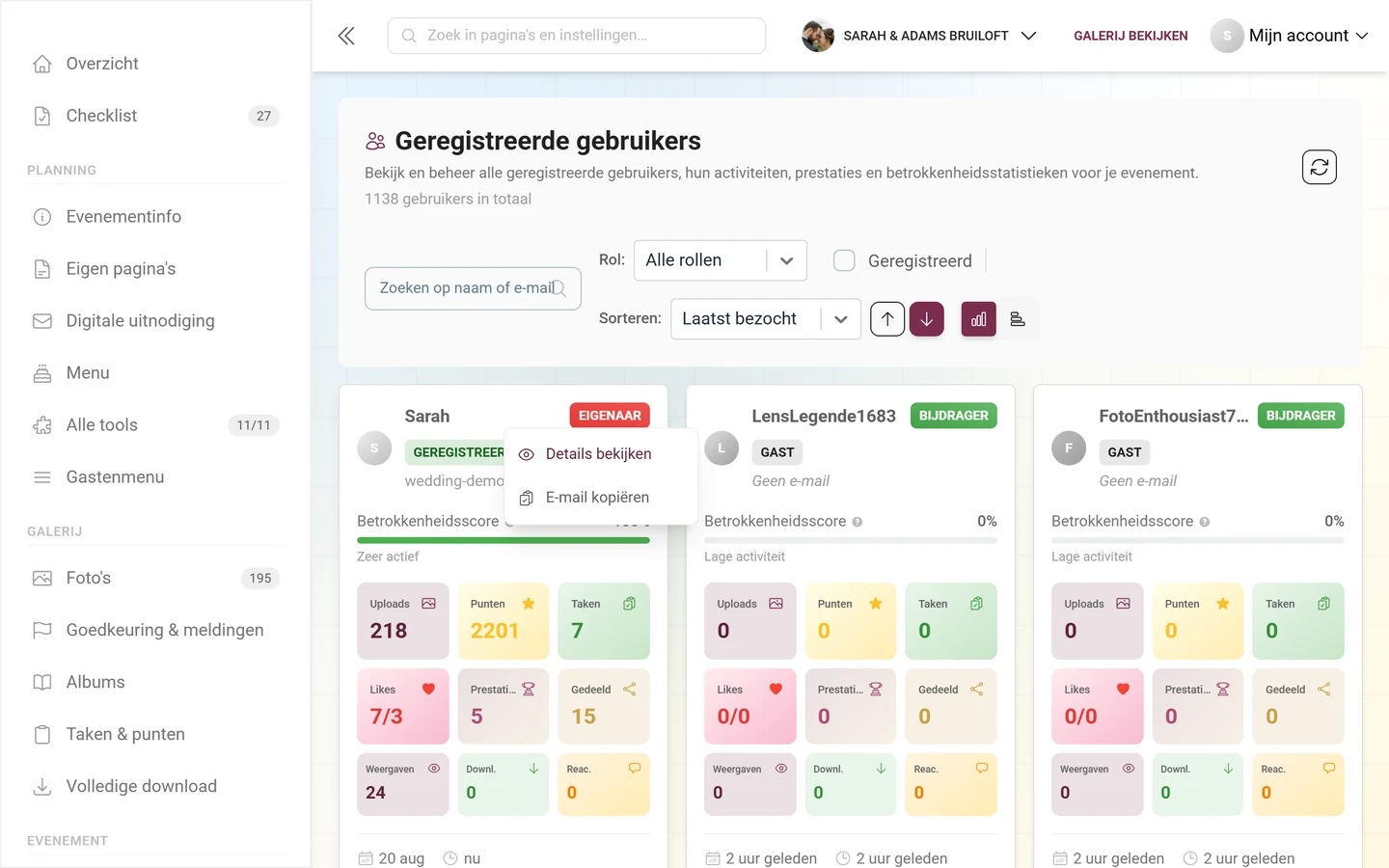 Contextmenu op een deelnemerskaart met Details tonen en E-mail kopiëren