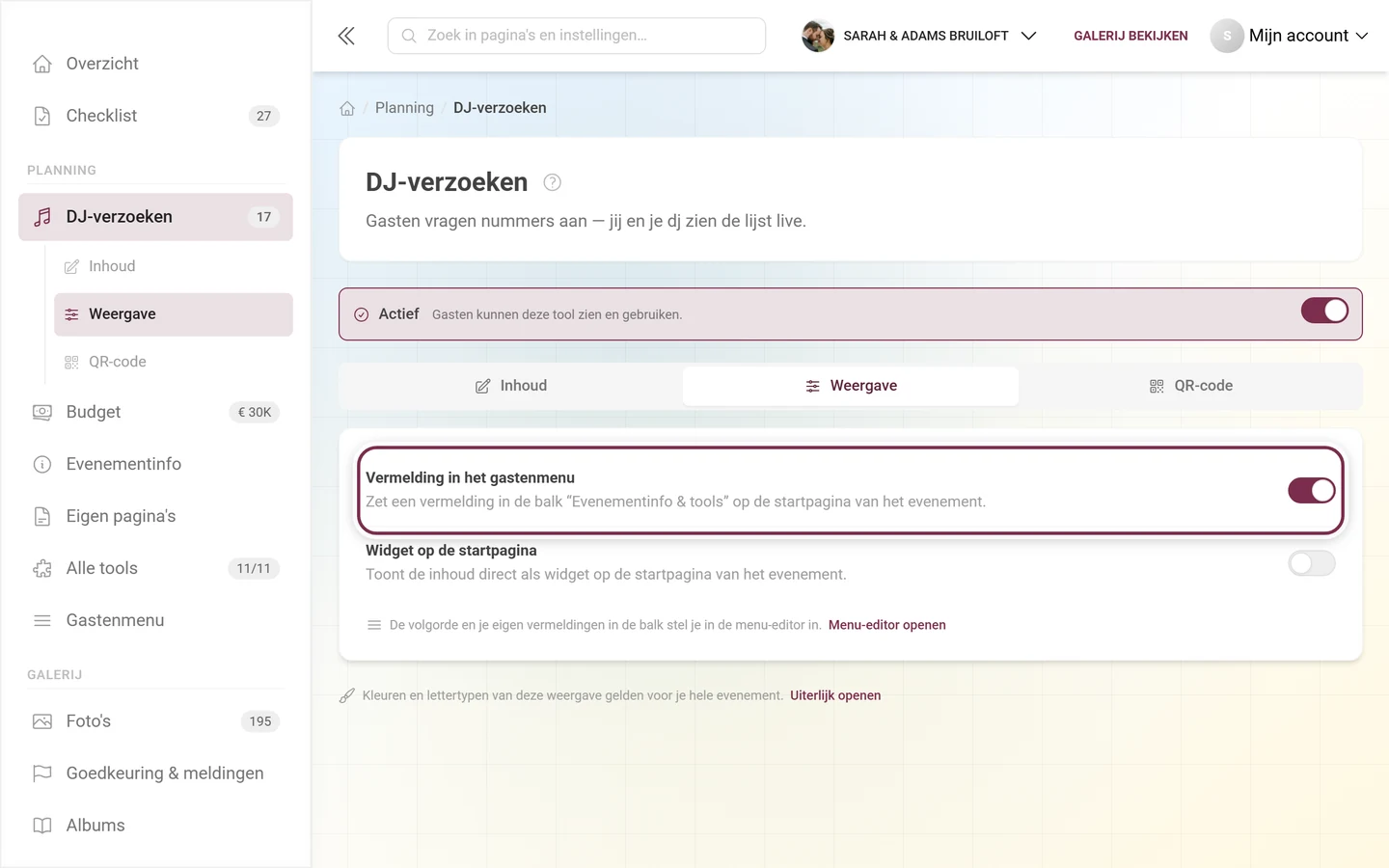 Tabblad Weergave van de DJ-verzoeken met gemarkeerde schakelaar Vermelding in het gastenmenu