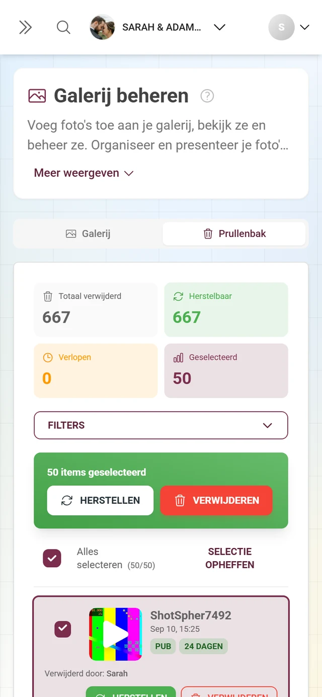 Prullenbak met één aangevinkt item en de groene actiebalk met Meerdere herstellen en Meerdere verwijderen