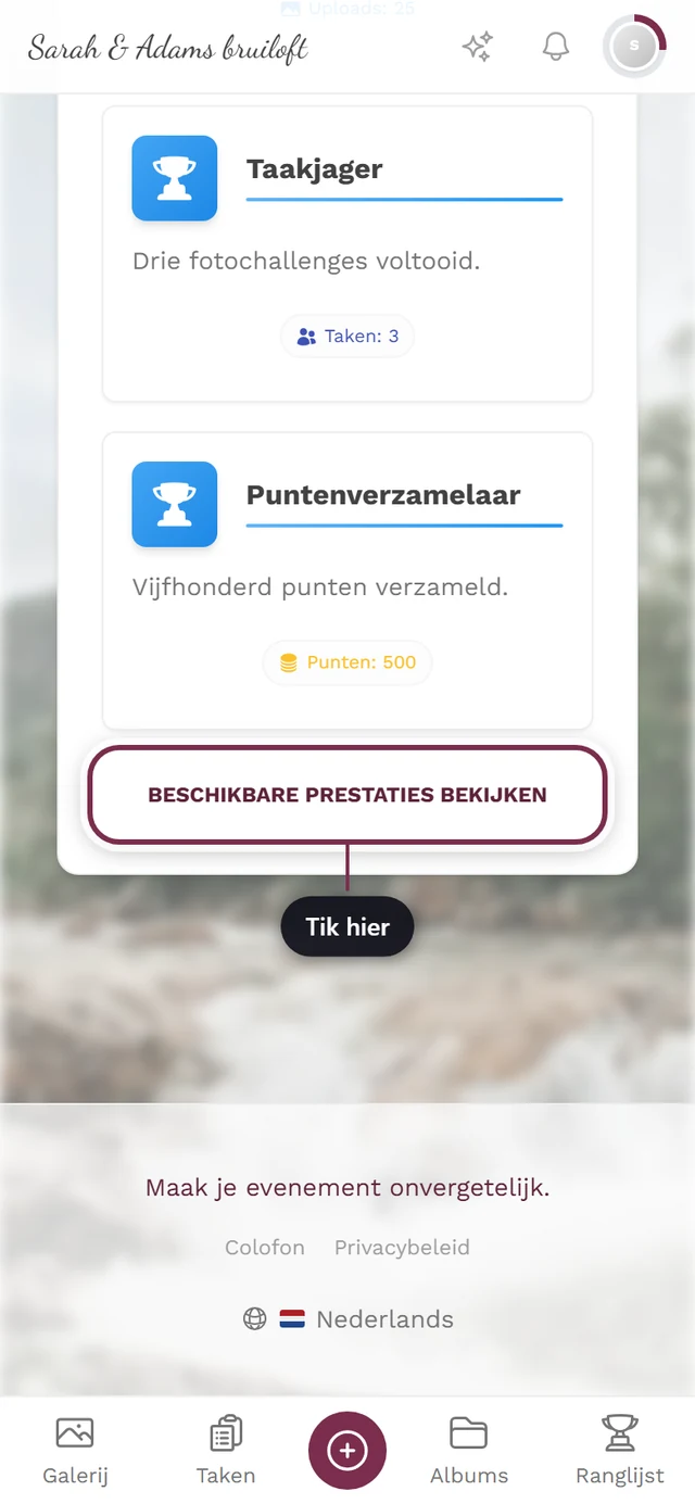 Prestatie-onderdeel in het profiel met rood gemarkeerde knop Beschikbare prestaties bekijken