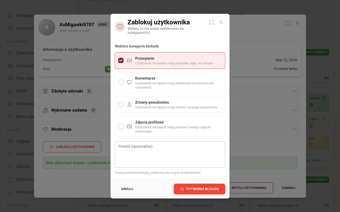 Okno Zablokuj użytkownika z czterema kategoriami, zaznaczonym polem Przesłane i polem Powód
