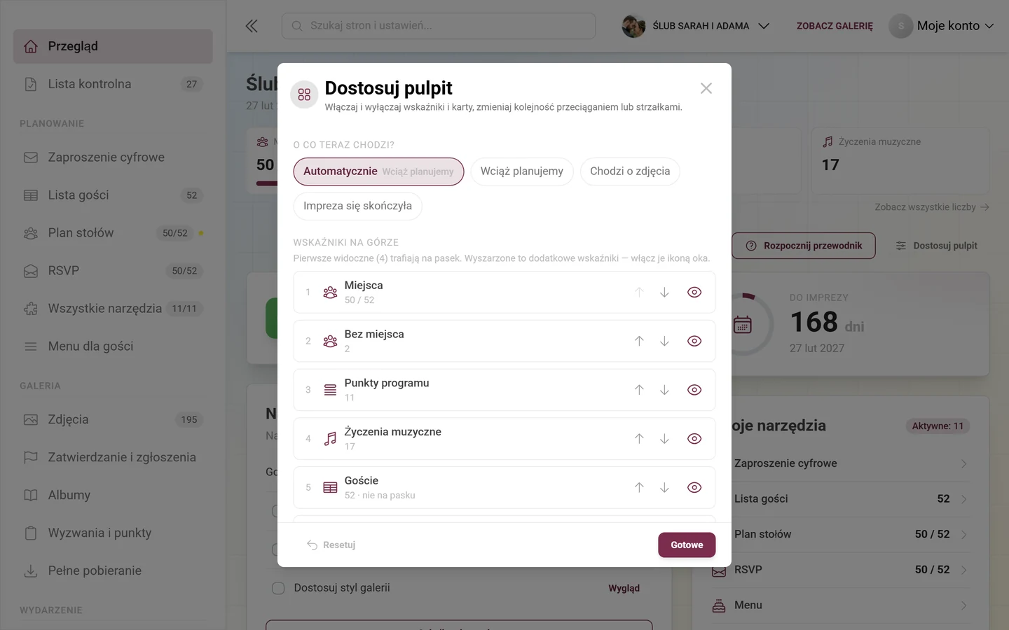 Okno Dostosuj pulpit z pigułkami faz, wskaźnikami i listą kart