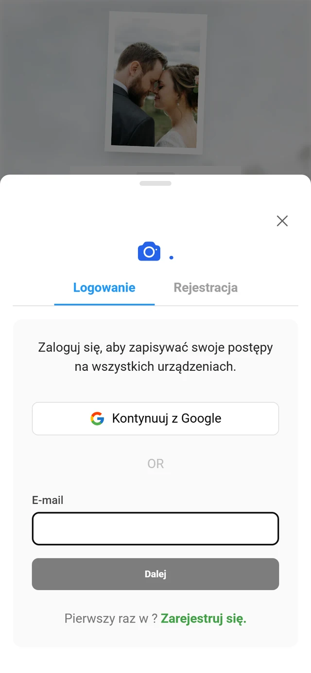 Okno logowania z opcjami Google i e-mail