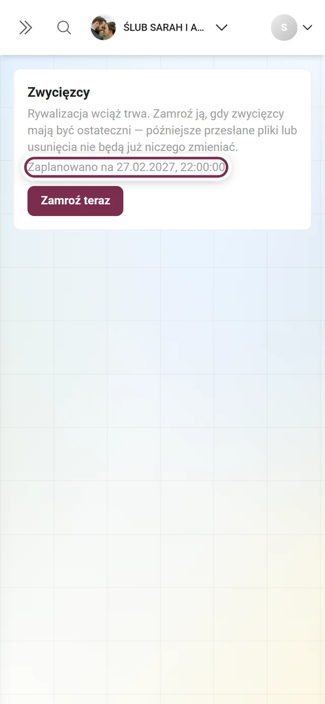 Wiersz Zaplanowano na z datą i godziną pod przyciskiem Zamroź teraz