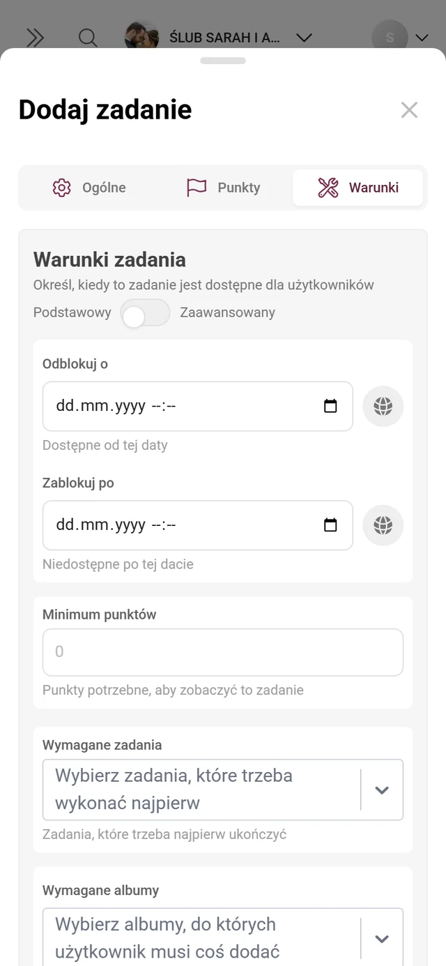 Zakładka Warunki w edytorze zadań z przełącznikami Podstawowy i Zaawansowany