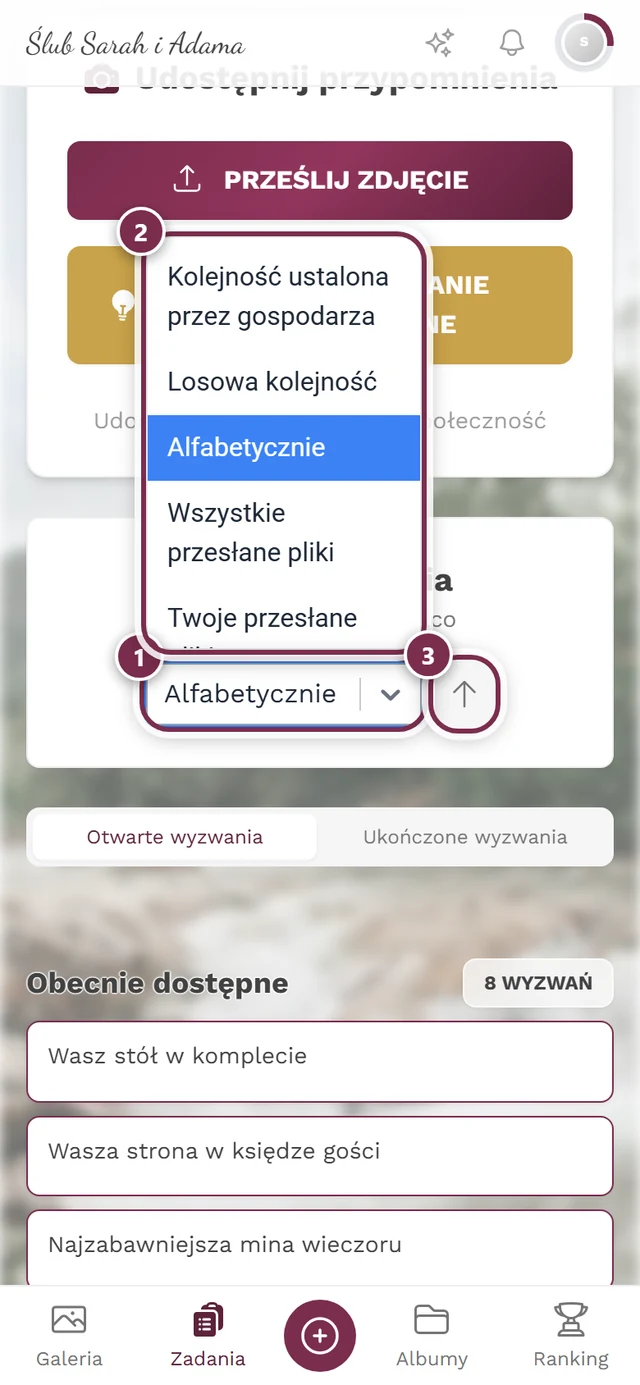 Otwarte pole wyboru sortowania z czterema oznaczeniami: pole wyboru, lista opcji, strzałka kierunku, Przetasuj ponownie