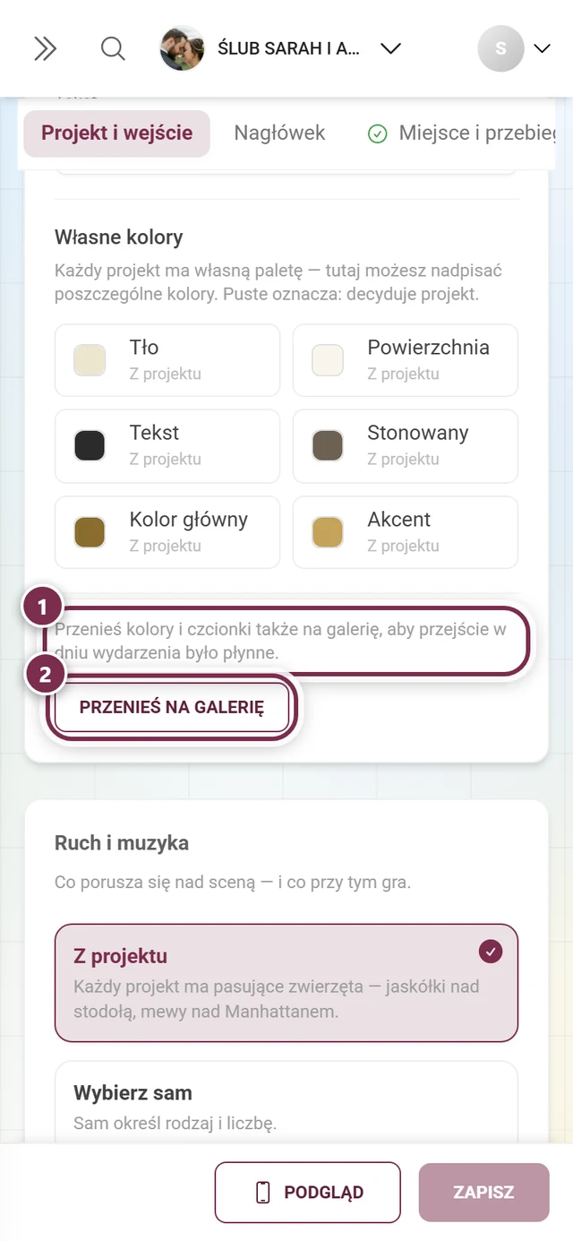Przenieś na galerię z ponumerowanymi kółkami wokół wskazówki i przycisku, nad nimi sześć ról kolorów