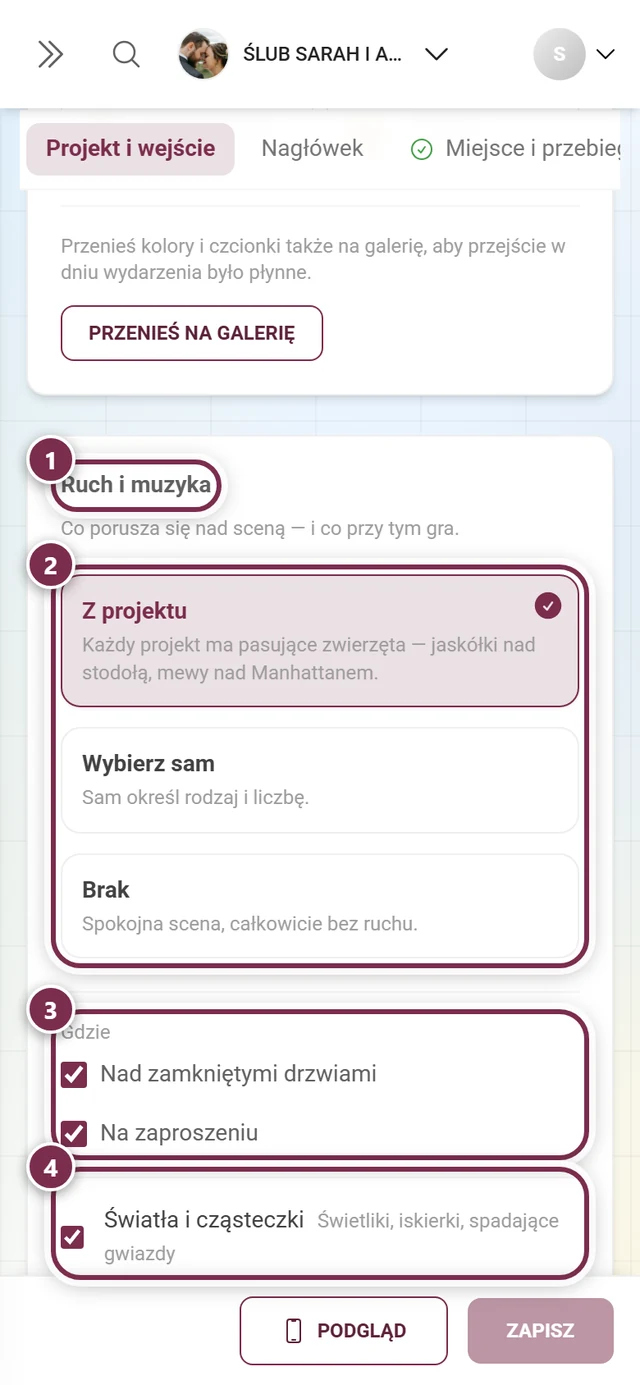 Sekcja Ruch i muzyka z ponumerowanymi kółkami wokół nagłówka, trzech kart, pól Gdzie oraz Światła i cząsteczki