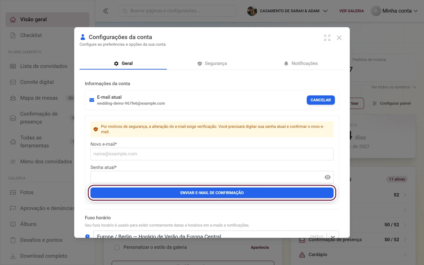 Configurações da conta com o formulário de alteração de e-mail aberto e o botão Enviar e-mail de confirmação destacado