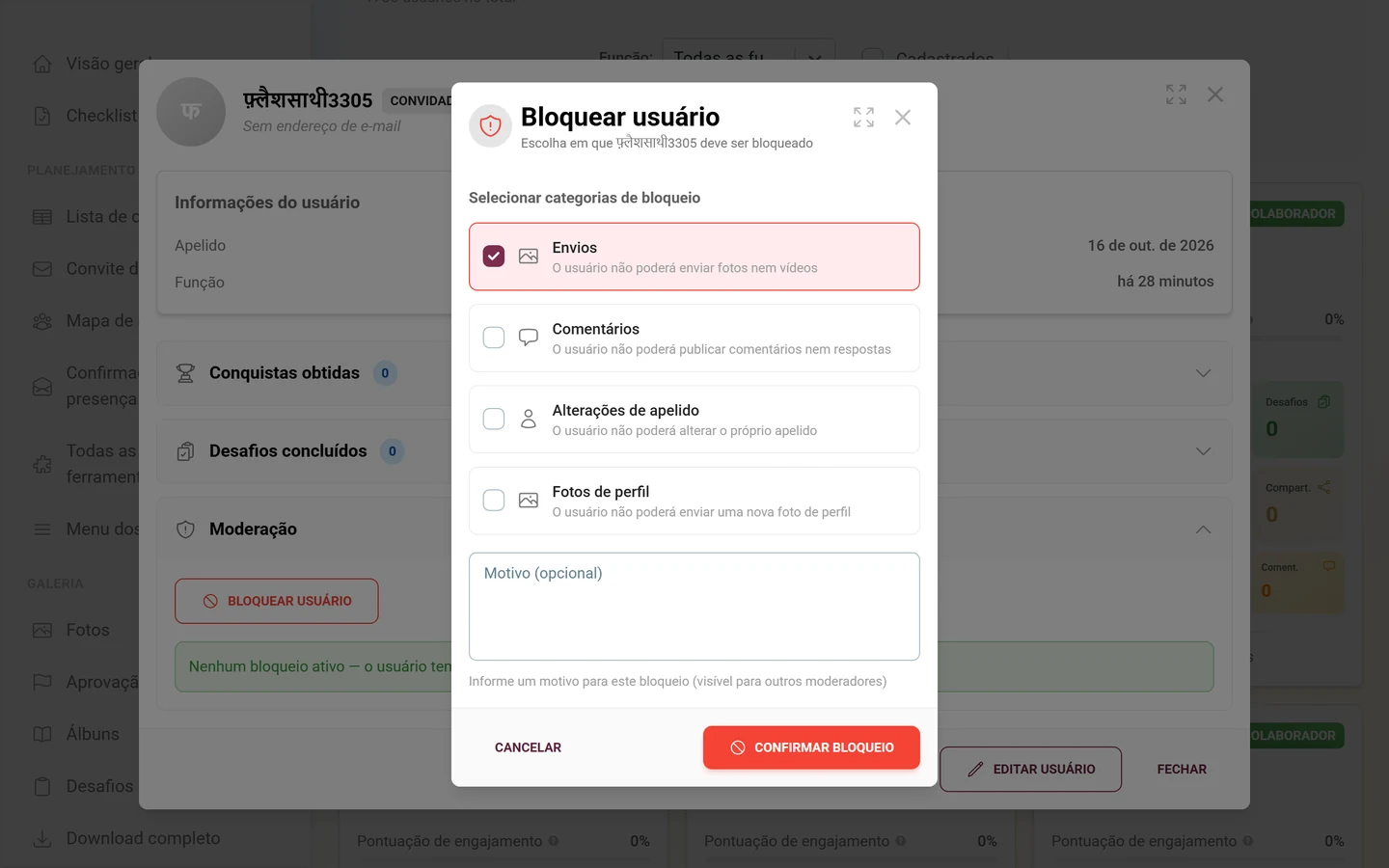 Diálogo Bloquear usuário com as quatro categorias, Envios marcado e o campo Motivo