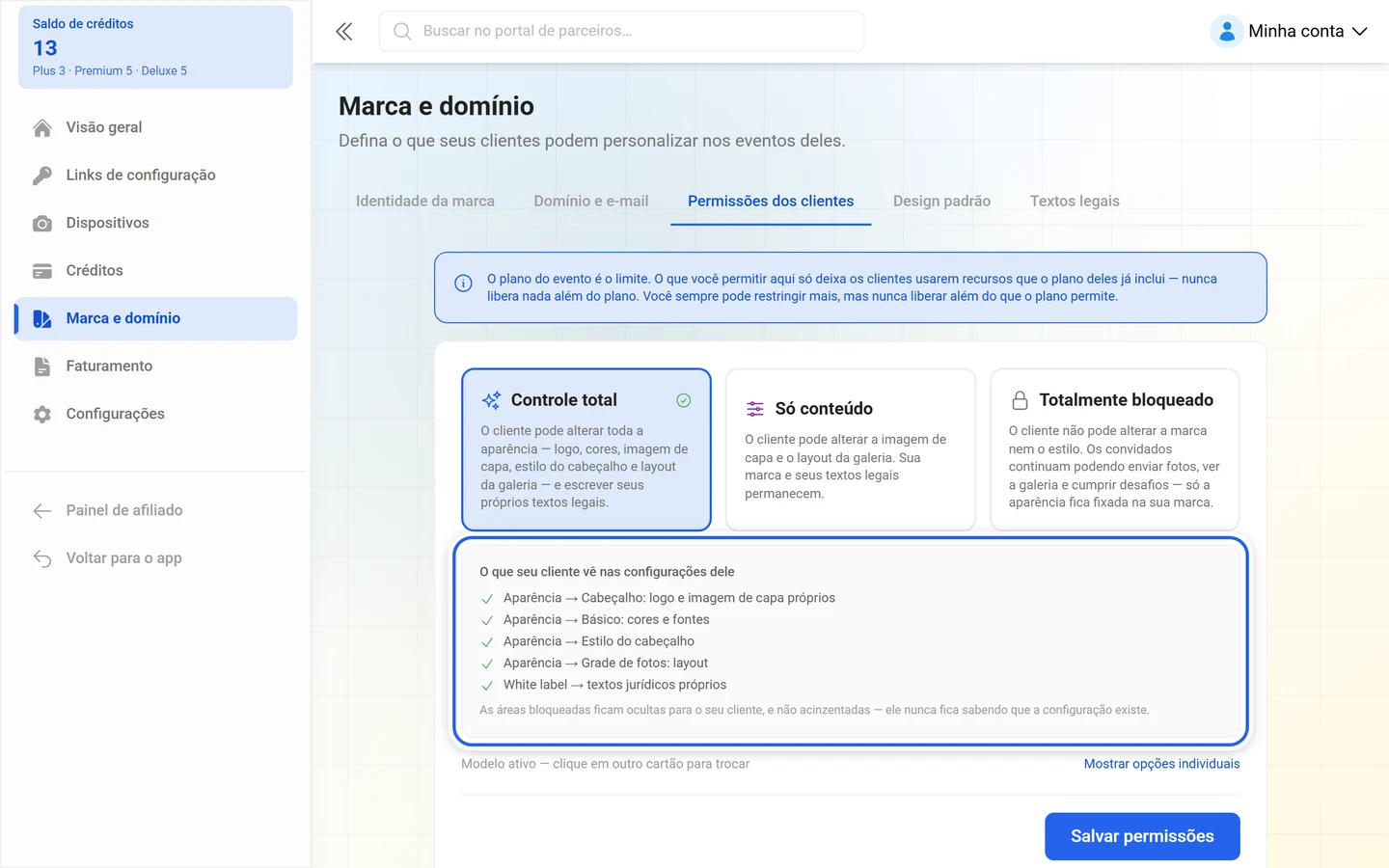 Caixa O que seu cliente vê nas configurações dele com lista de marcas de verificação e cruzes