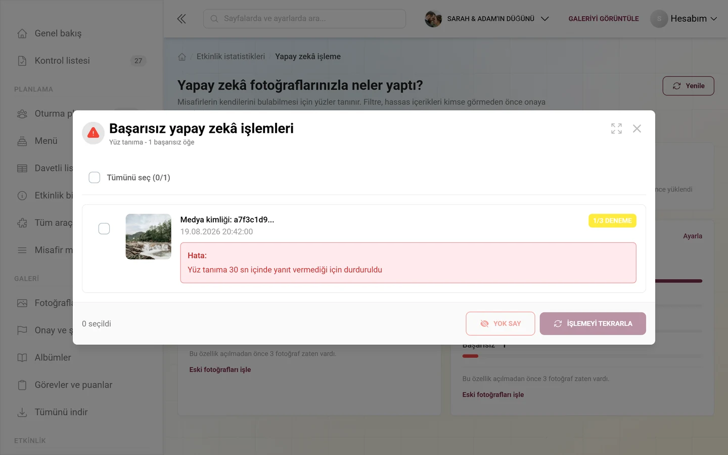 Küçük resim, deneme etiketi ve kırmızı hata kutusu içeren bir öğeyle Başarısız yapay zekâ işlemleri iletişim kutusu