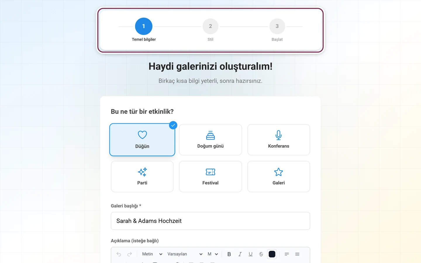 Formun üstünde adım göstergesiyle kurulum sihirbazının başlangıç ekranı