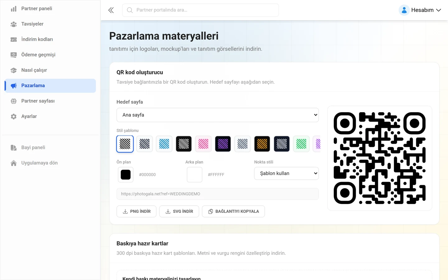 QR kod oluşturucu ve baskıya hazır kartlarla Pazarlama materyalleri sayfası